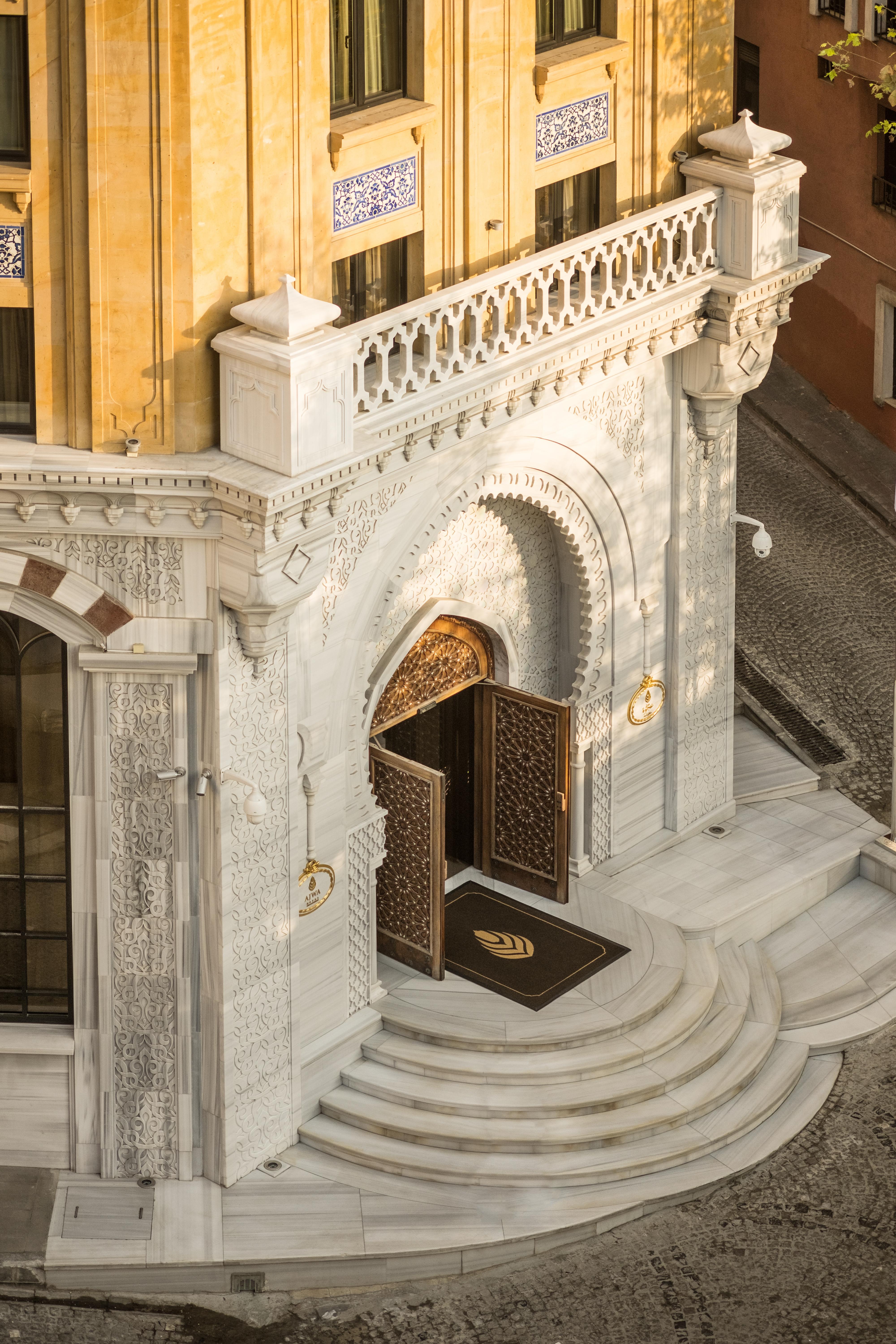 Ajwa Sultanahmet - Preferred Hotels Lvx Collection Istanbul Exterior foto Entrance to the tomb